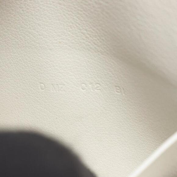 HERMES Brown Leather Pouch - Picture 5 of 11